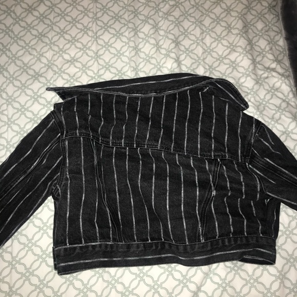 Denim jacket - Picture 3 of 4